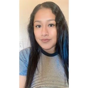 Meet your Posher, Ximena